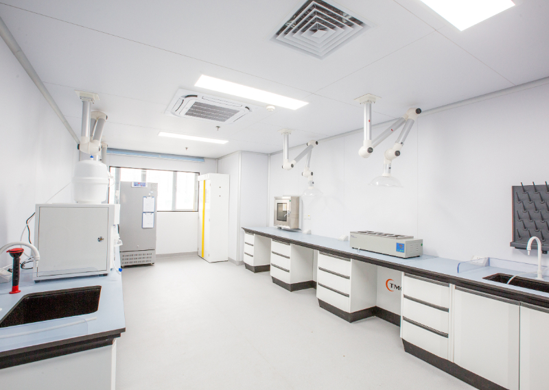 Centre de laboratoire clinique