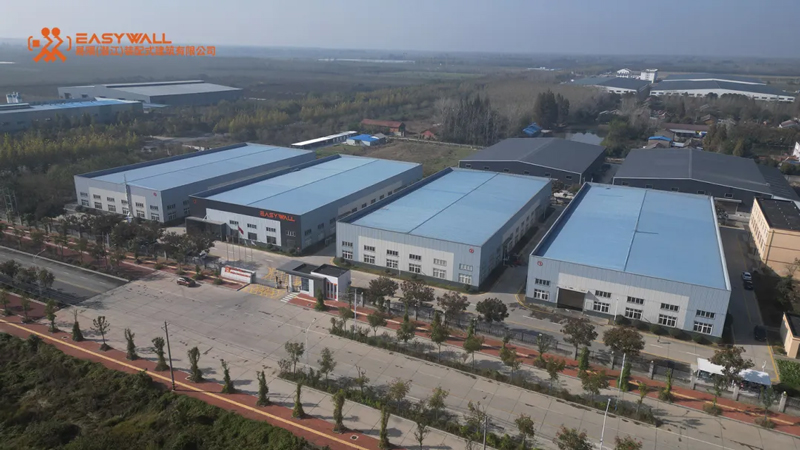 Nouvelles tendances dans le développement de salles blanches | L'EPC modulaire peut réduire le temps de construction de 70 % ; Déploiement d'une salle d'exposition de salle blanche modulaire facile à séparer (Qianjiang)